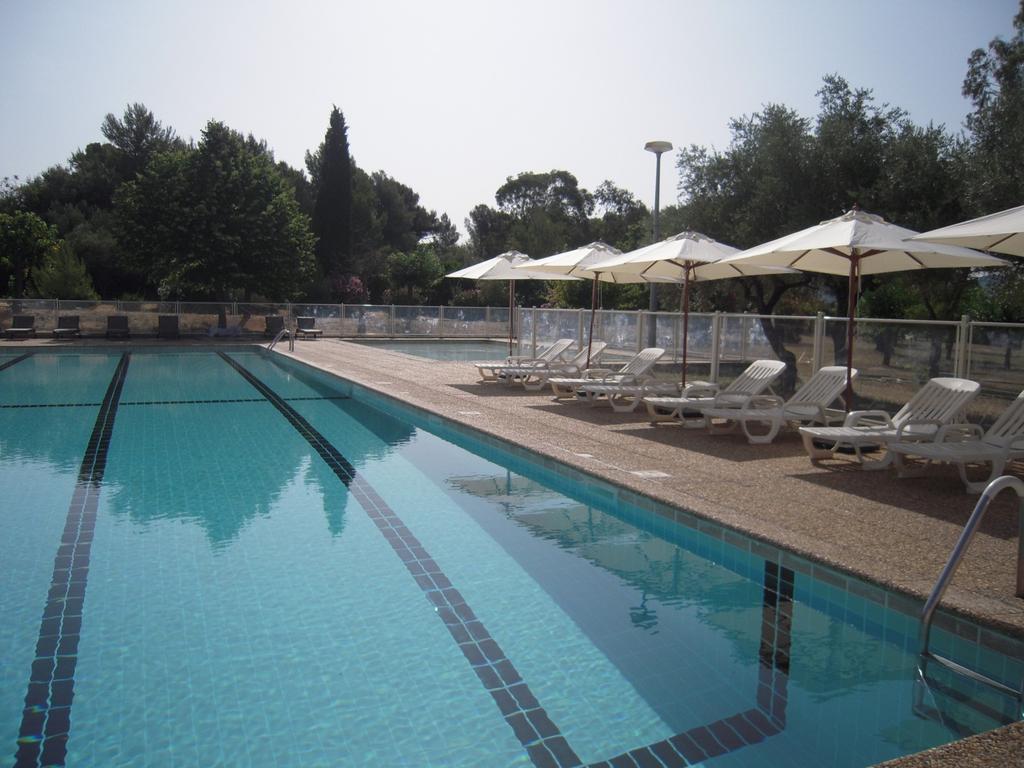 Le Domaine Des Oliviers Apartment Saint-Cyr-sur-Mer Exterior foto